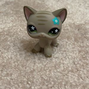LPS littlest pet shop #483 Grey Shorthair cat flower